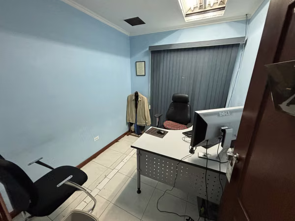 Venta de Oficina en Plaza Aventura, El Dorado