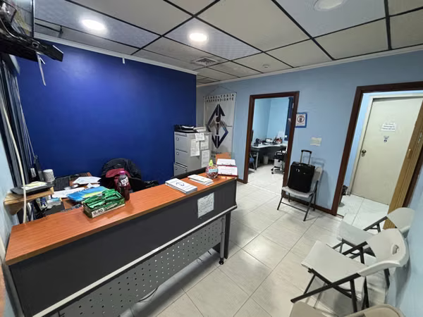 Venta de Oficina en Plaza Aventura, El Dorado