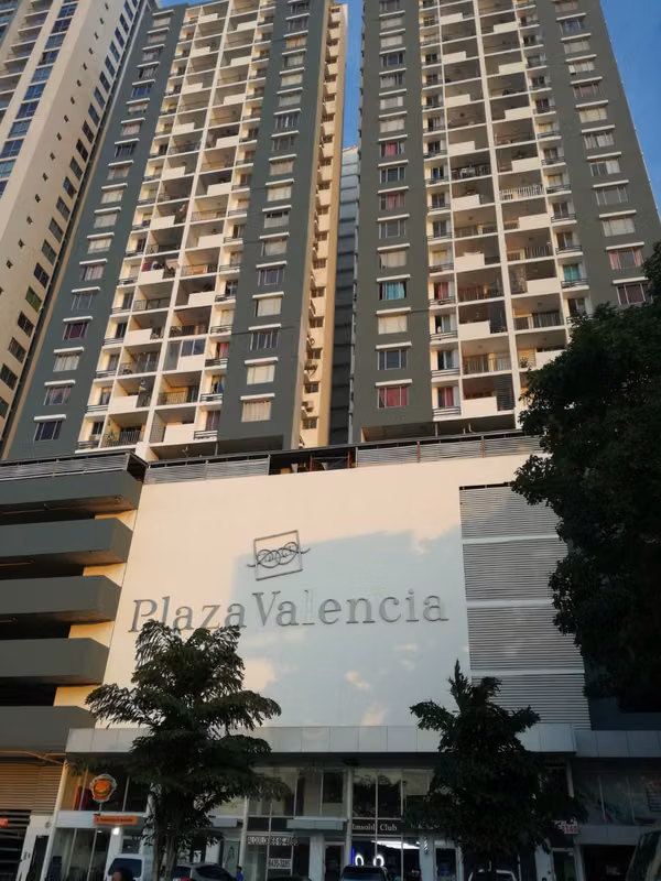 Apartment for sale in Via España PH Plaza Valencia
