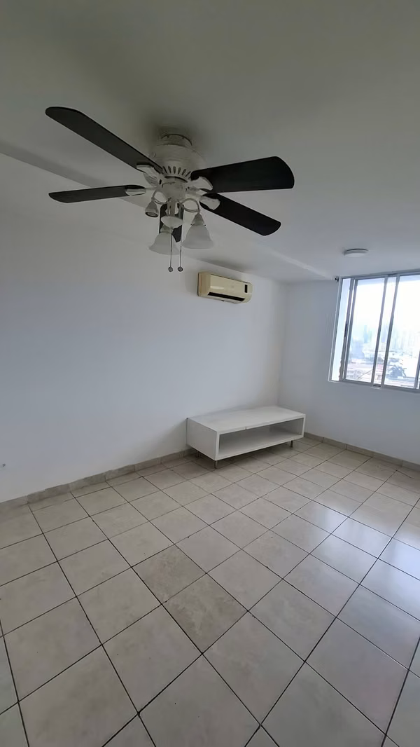 Apartment for sale in Via España PH Plaza Valencia