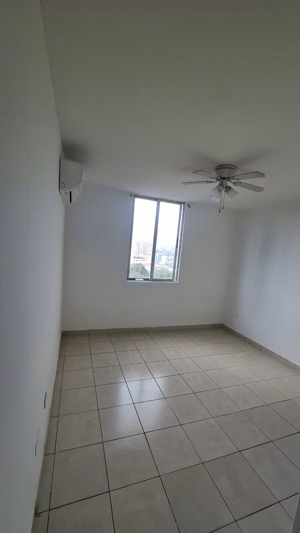 Apartment for sale in Via España PH Plaza Valencia