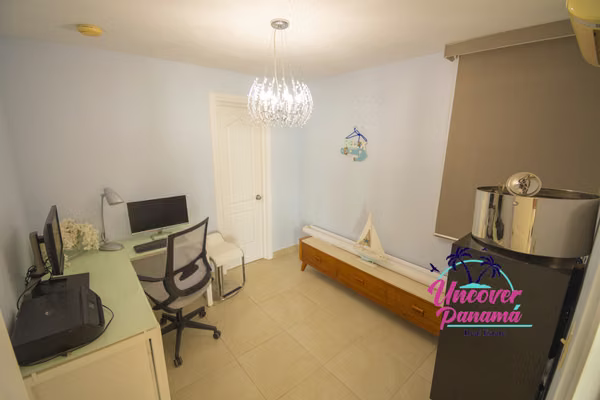 Oceanfront apartment for sale in PH Miramar 1, Farallón, Río Hato, Coclé.