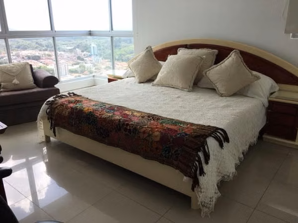 SE ALQUILA APARTAMENTO FULL AMOBLADO DOS MARES