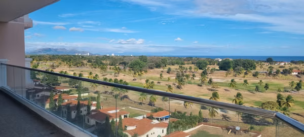 Oceanviews Luxury Apartment at PH Las Olas | Vistamar Golf, Beach &amp; Marina Resort, San Carlos