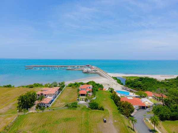 Oceanviews Luxury Apartment at PH Las Olas | Vistamar Golf, Beach &amp; Marina Resort, San Carlos