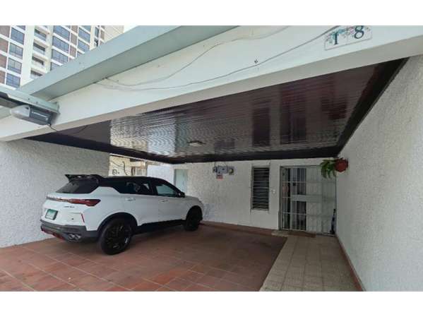 VENDO CASA DÚPLEX EN SAN FRANCISCO + PISCINA PRIVADA