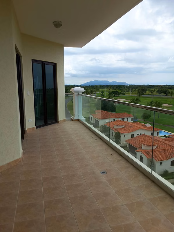 VISTA MAR GOLF, BEACH MARINA PH LAS OLAS APARTAMENTO