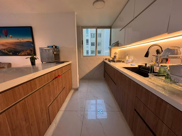BUY TODAY AND RENT TOMORROW 4 BEDROOMS REMODELED AND FURNISHED SAN FRANCISCO EXCELLENT INVESTMENT