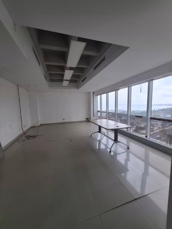 Office for Rent – Torre BAC, Avenida Balboa
