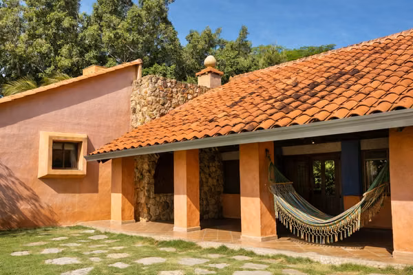 Nearly 1 hectare in Coronado with house and pool | 9,870 m²