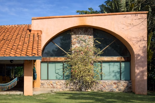 Nearly 1 hectare in Coronado with house and pool | 9,870 m²