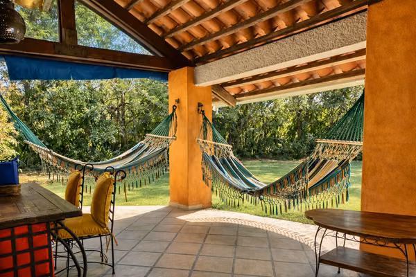 Nearly 1 hectare in Coronado with house and pool | 9,870 m²