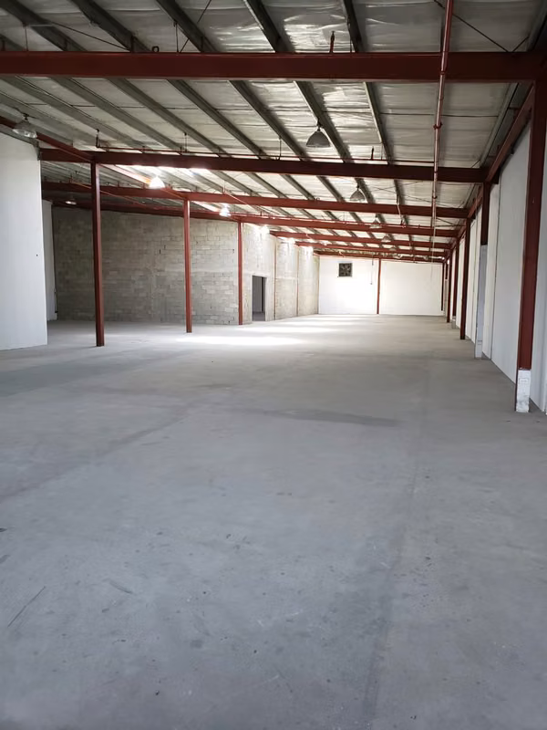 WAREHOUSE FOR RENT IN COSTA DEL ESTE