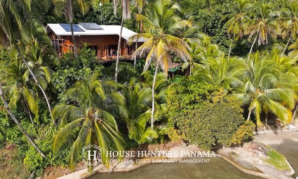 Waterfront Home in Bocas Del Toro Panama