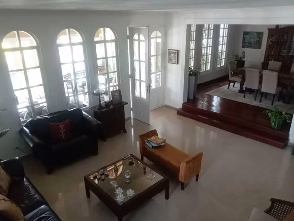 Hermosa Residencia La Alameda