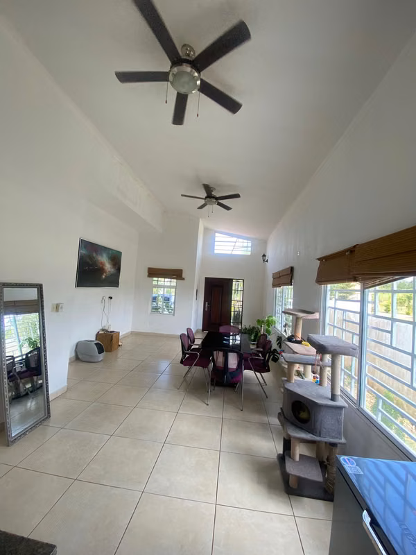 EN VENTA casa amueblada en Arraijan