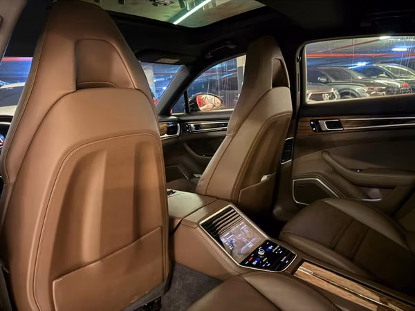 Porsche Panamera S E-Hybrid 2018