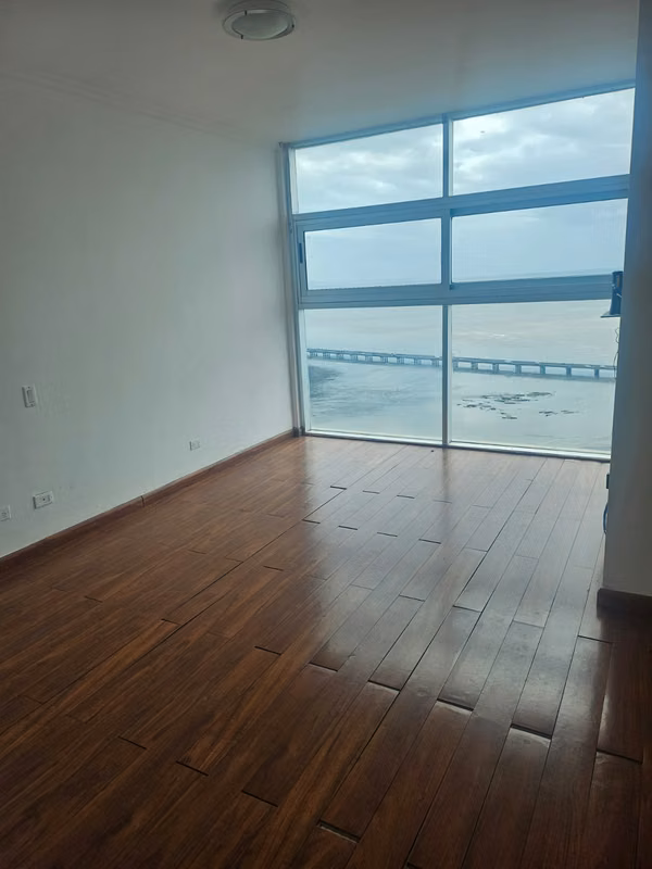 Bank Sells Apartment in PH Nautica Tower – Coco del Mar (dv)