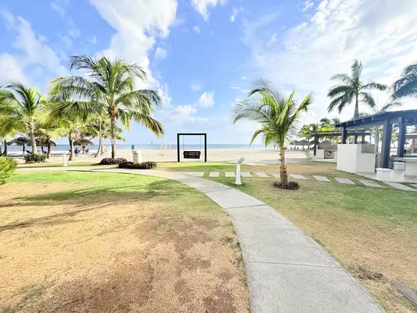 FURNISHED VILLA FOR SALE IN PLAYA CARACOL