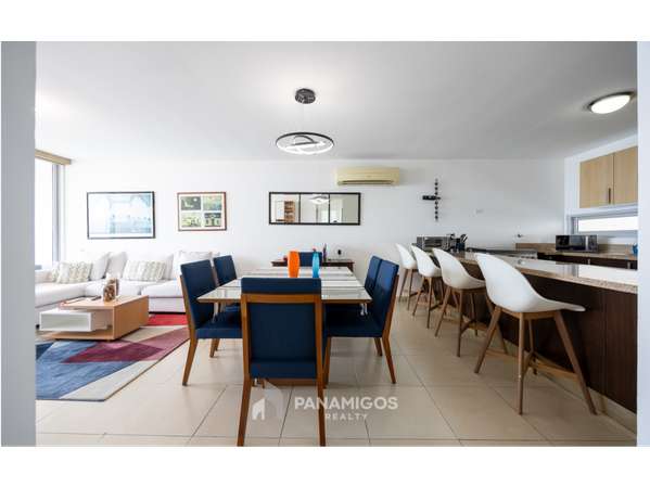 Apartamento frente al mar en Coco del Mar, PH Nautica