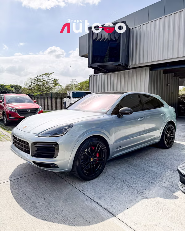 Porsche Cayenne GTS Coupe 2021