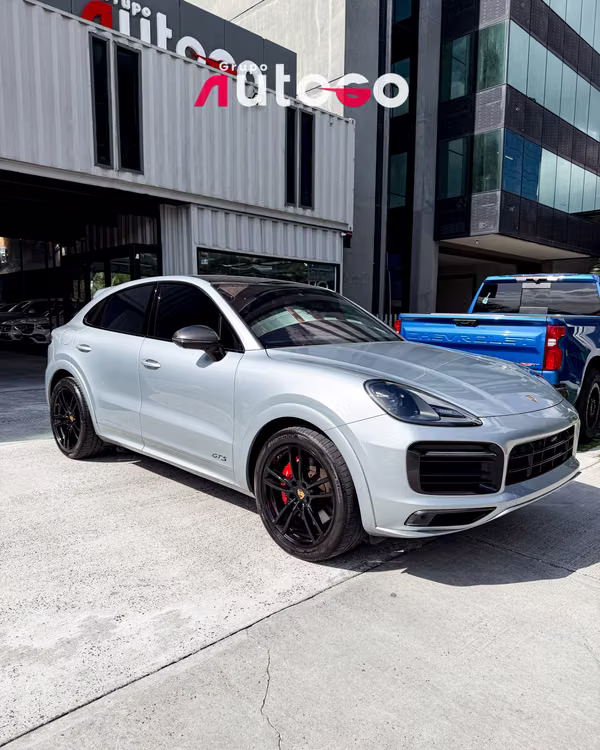 Porsche Cayenne GTS Coupe 2021