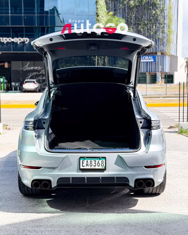Porsche Cayenne GTS Coupe 2021
