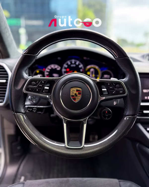 Porsche Cayenne GTS Coupe 2021