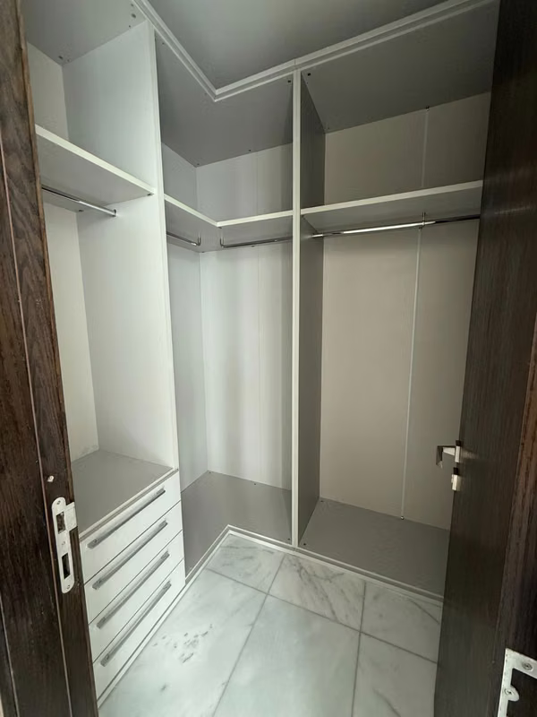 Melissa Foster Luxury rents apartment in PH SEA POINT, Punta Paitilla. MFR1922
