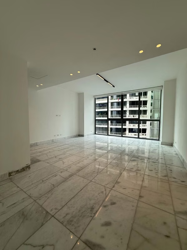 Melissa Foster Luxury rents apartment in PH SEA POINT, Punta Paitilla. MFR1922