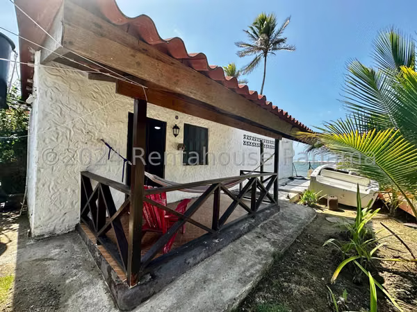 Venta - Spectacular Casa de Playa ante al Mar in Costa Arriba de Colón BDP