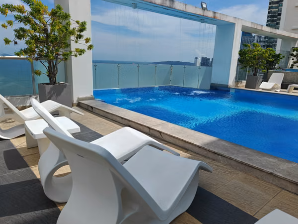 Apartment Front to the Sea, PH Villa del Mar, Avenida Balboa, 2 bedrooms 2 bathrooms