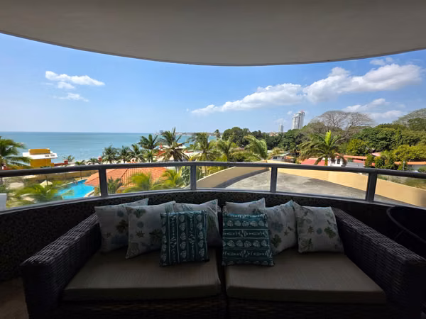 2 bedroom furnished apartment in Playa Serena Resort