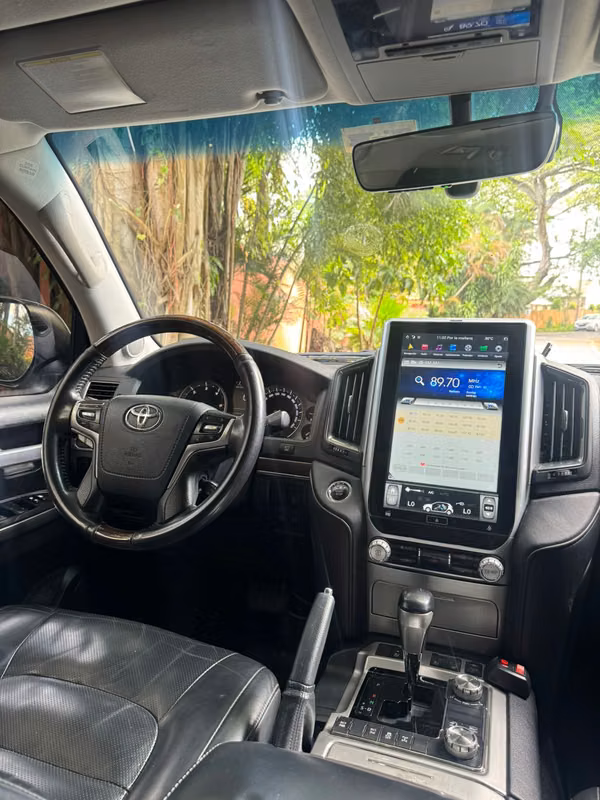 TOYOTA LANDCRUISER 2019 $54900