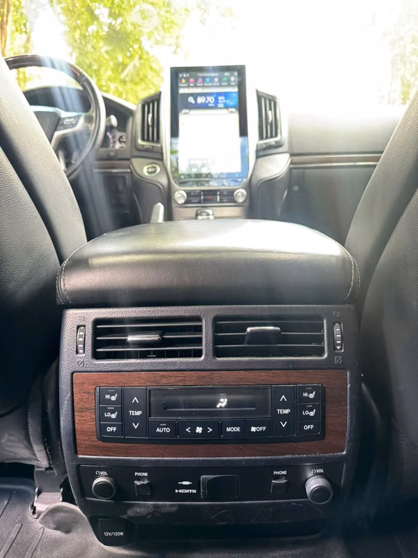 TOYOTA LANDCRUISER 2019 $54900