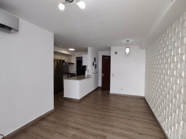 RECENTLY REDUCED PRICE – Apartment for Sale | Parque Lefevre | ONLY $129,000