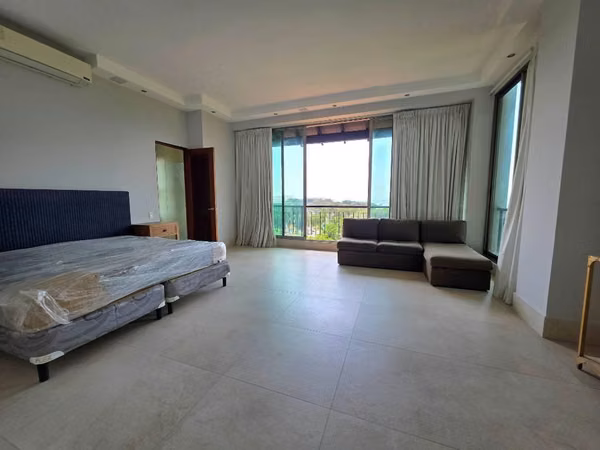 Spectacular apartment in Amador