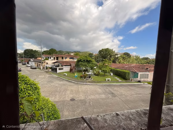 Beautiful House for Sale in Altos de Panamá