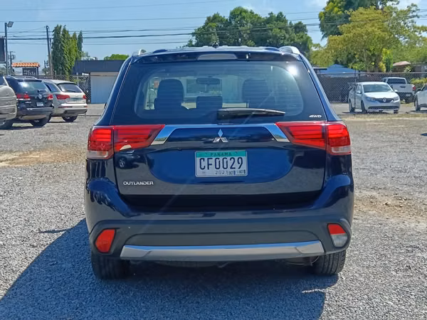 Mitsubishi Outlander 2017