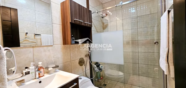 Clayton, Venta de Apartamento Pent-House en Embassy Club con vista al bosque!