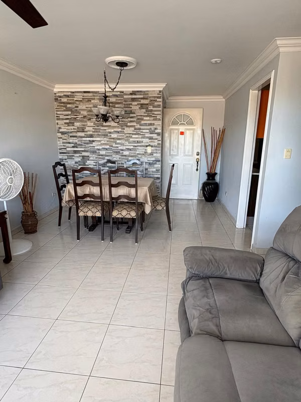 ALQUILER APARTAMENTO AMOBLADO MC GREGOR HILL CONDADO DEL REY