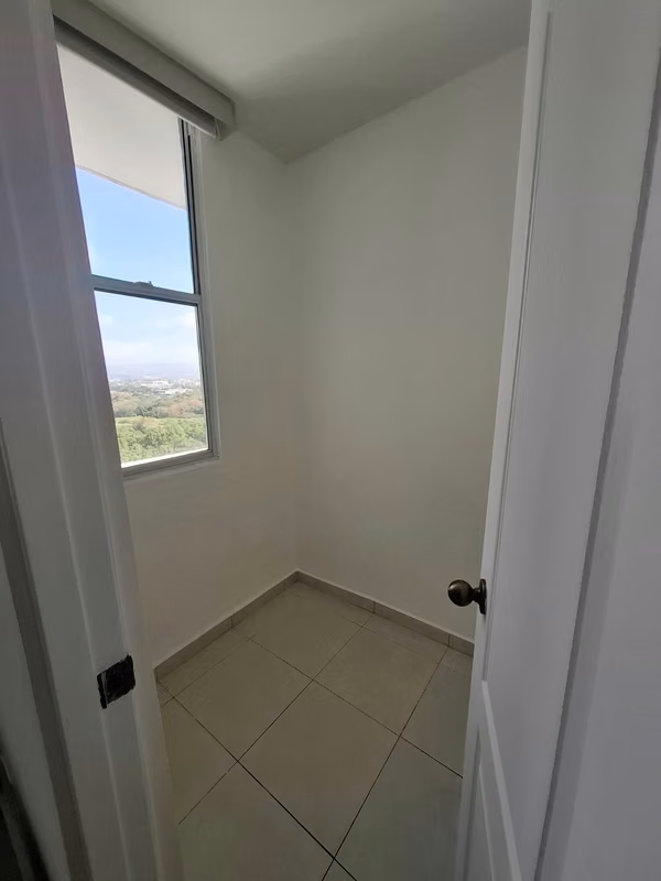 PH Imperial Tower - Beautiful Apartment for Sale - Opportunity!!!