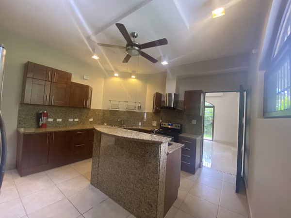 Vendo Casa en Clayton Embassy Club en rentabilidad