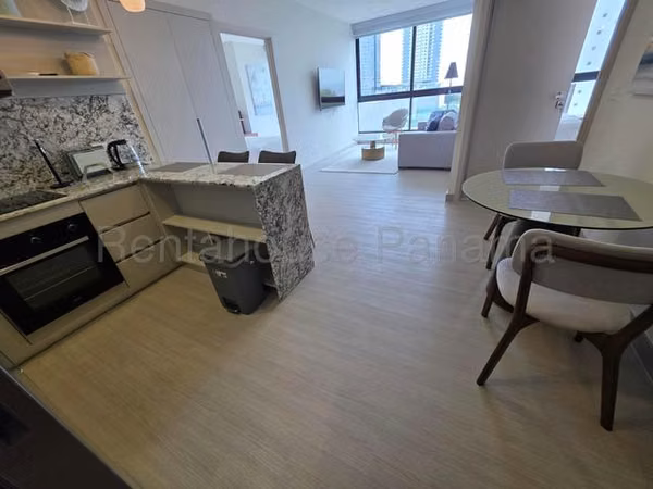 Sell furnished apartment in Costa del Este