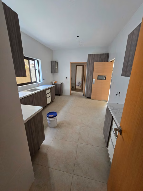 HOUSE FOR SALE CLAYTON 3,594 SF