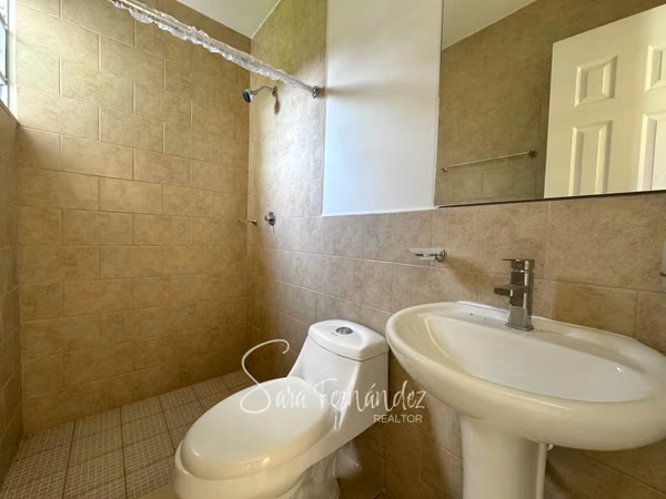 HOUSE FOR SALE IN PH THE STRAWBERRIES - TREE - 124; THE JETS