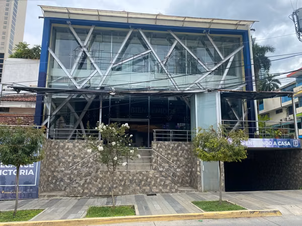 COMMERCIAL BUILDING - 124; URBAN STREET
