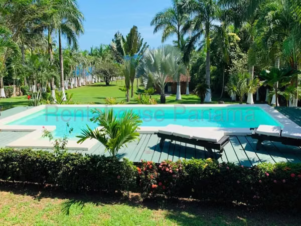 CASA EN VENTA EN PEDASÍ BDP