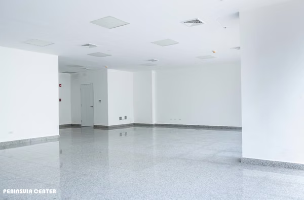 FOR RENT OFFICE SPACE  IN Costa del Este – FROM $13 TO $15 PER M²