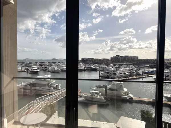 se vende apartamento en Ocean Reef Casa del Mar